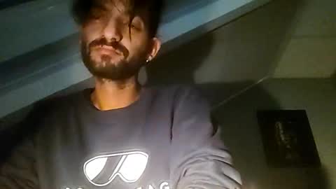 hmmmm1991 online show from October 18, 7:18 pm