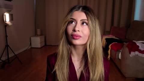 Moni Monica online show from October 25, 9:52 am