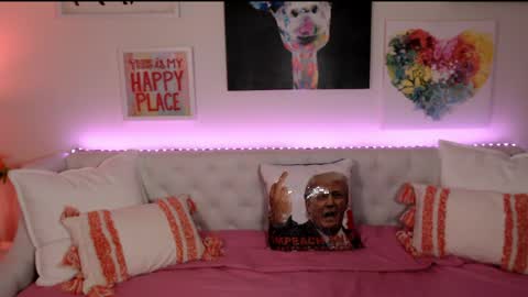 Holi Hurricane online show from March 30, 3:17 am