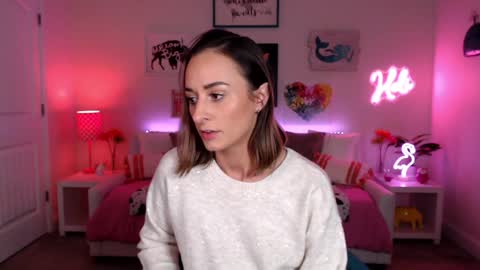 Holi Hurricane online show from December 16, 4:08 am