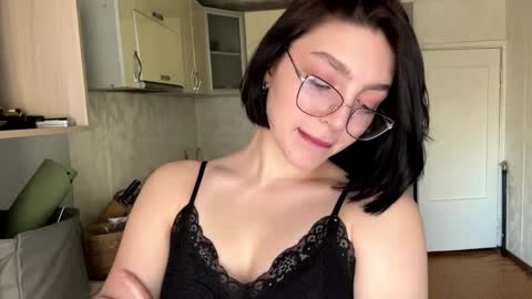 Sofia online show from April 4, 5:47 am