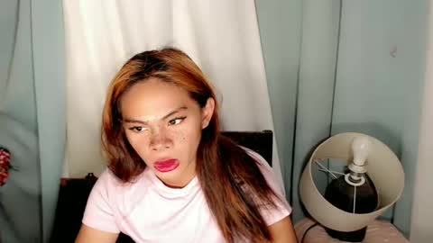 Mika Duhay Velat online show from December 8, 3:50 am