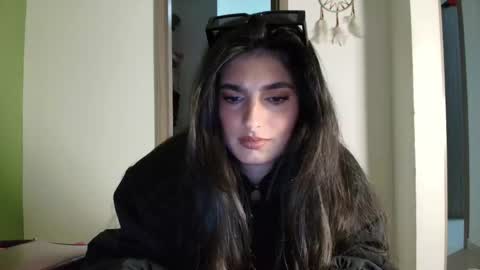 hollyshit_ online show from March 26, 1:22 am