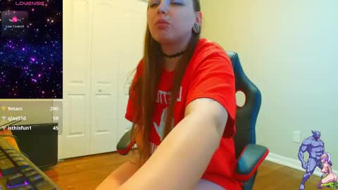 Snapshot of holyweed420 chatting on December 15, 9:42 pm Viktoria online show from December 15, 9:42 pm