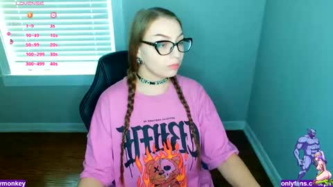 Snapshot of holyweed420 chatting on October 17, 9:52 pm Viktoria online show from October 17, 9:52 pm