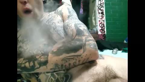 homeinvasion online show from December 15, 8:52 am