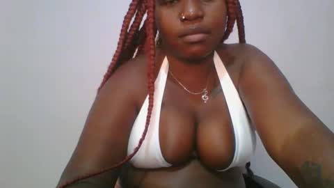 Snapshot of honey_beb chatting on October 5, 11:40 am honey_beb online show from October 5, 11:40 am