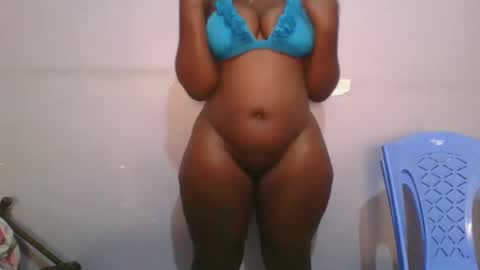 Snapshot of honey_beb chatting on September 24, 6:09 am honey_beb online show from September 24, 6:09 am