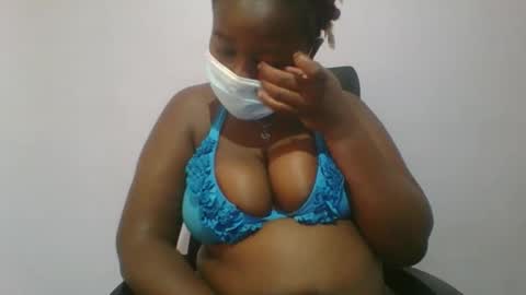 Snapshot of honey_beb chatting on September 26, 6:21 am honey_beb online show from September 26, 6:21 am