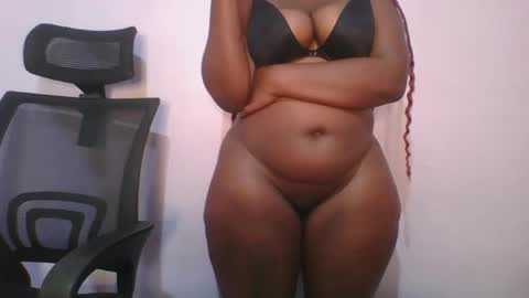 Snapshot of honey_beb chatting on September 27, 6:22 am honey_beb online show from September 27, 6:22 am