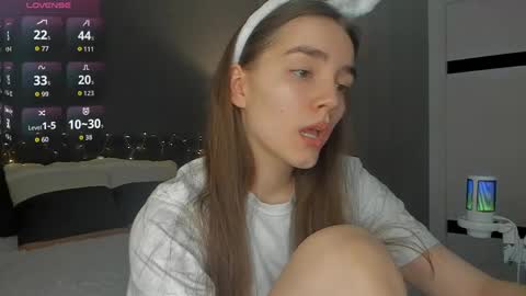 Chantal online show from April 4, 7:10 pm