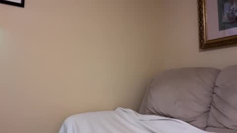 honey_man14 online show from March 15, 3:11 am