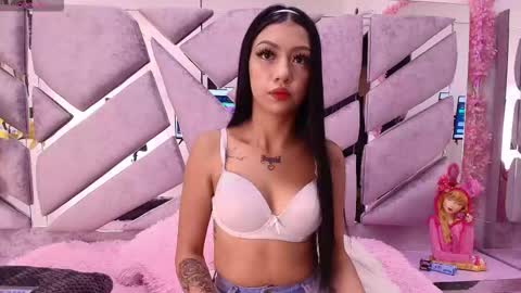 Him Im online show from February 26, 1:14 pm