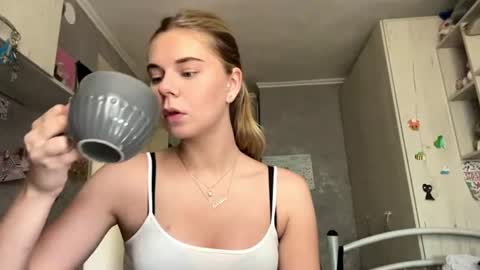 Klara online show from July 19, 10:29 am