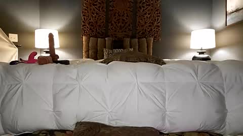 Honey online show from April 15, 11:13 am