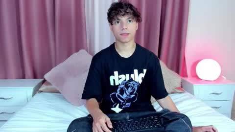 honeymoon_sariel online show from March 18, 1:06 pm