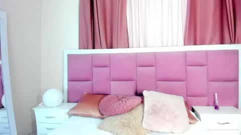 honeymoon_sariel online show from June 4, 1:39 pm