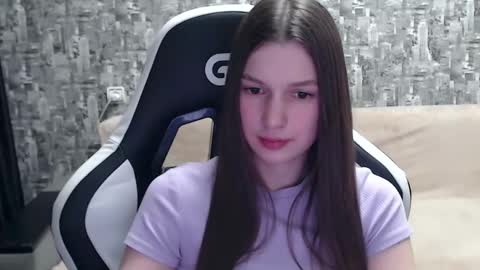 Snapshot of honeyynancyy chatting on January 14, 6:38 pm Nancy online show from January 14, 6:38 pm