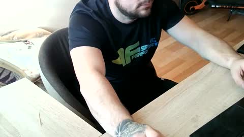 Snapshot of hoops891 chatting on October 26, 12:50 pm Hoops891 online show from October 26, 12:50 pm