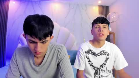 hoot_booys_ online show from February 20, 7:27 pm