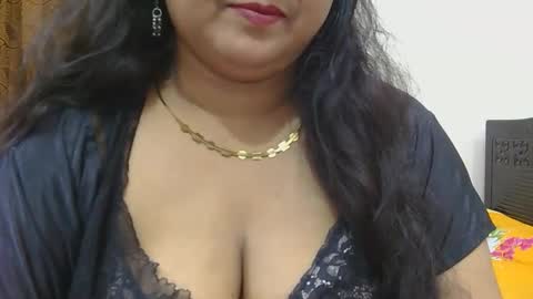 horneydesibabe online show from October 18, 6:34 pm
