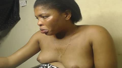 horny4bum online show from February 7, 11:01 am