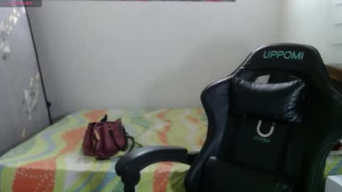 horny and daring online show from June 3, 12:13 am