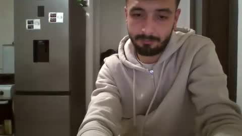Snapshot of horny_couple9600 chatting on October 27, 11:27 pm horny_couple9600 online show from October 27, 11:27 pm