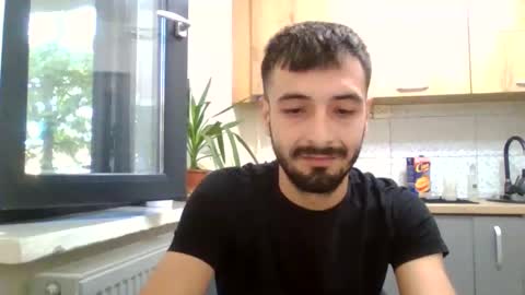 Snapshot of horny_couple9600 chatting on September 23, 5:01 am horny_couple9600 online show from September 23, 5:01 am