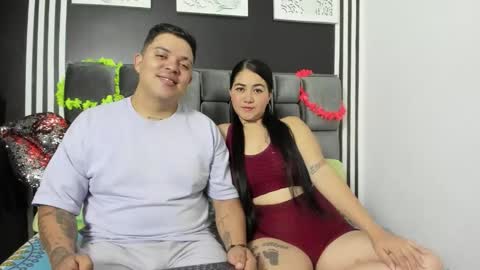 horny_couplefire online show from November 17, 1:03 pm