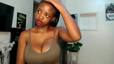 Snapshot of horny_princcess chatting on March 6, 1:27 am horny_princcess online show from March 6, 1:27 am