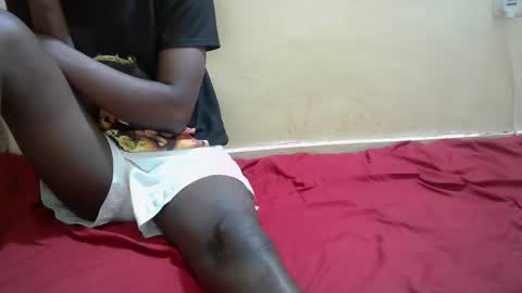 hornycouple33399 online show from October 1, 6:34 am