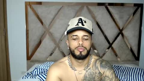 hornygirl_20000 online show from July 17, 11:06 pm