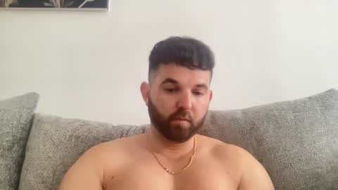 hornygymboyy online show from June 19, 10:43 am