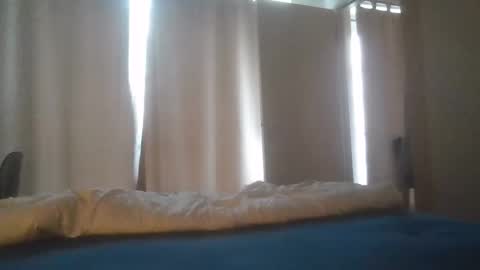 hornyslutass online show from June 7, 3:39 pm