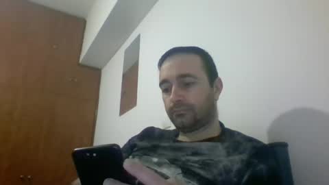 Snapshot of hornysnake69 chatting on February 21, 6:51 am hornysnake69 online show from February 21, 6:51 am