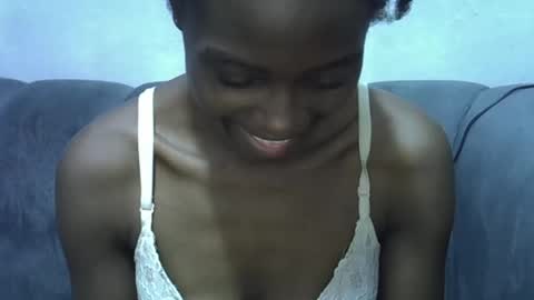 hornysoul02 online show from April 17, 7:44 am