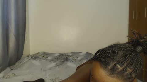 hornysouls01 online show from October 21, 9:36 am