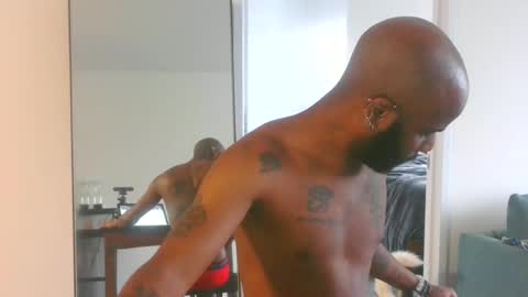 Horus00 online show from December 30, 1:14 pm