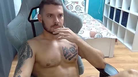 hot_cap_77 online show from November 6, 6:44 pm