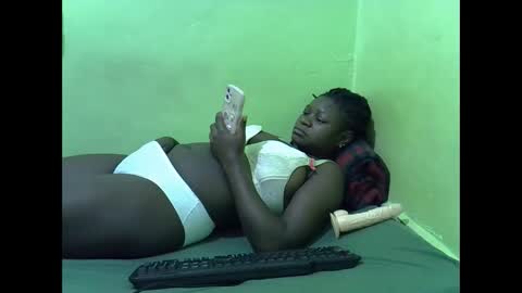 hot_girlly online show from January 7, 3:55 am