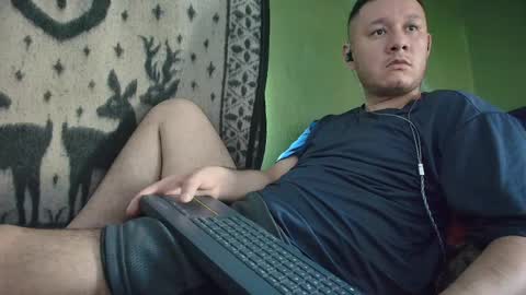 hot_guy36 online show from May 1, 3:28 pm