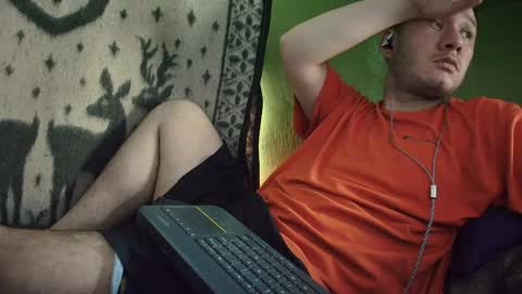 hot_guy36 online show from May 31, 1:54 pm