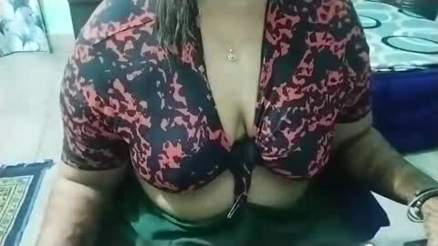 Kanika online show from October 13, 5:04 pm