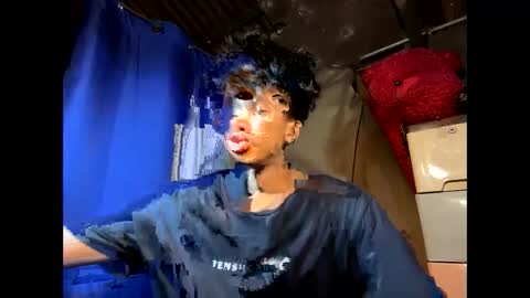 Snapshot of hot_kianxx chatting on October 8, 9:37 am hot_kianxx online show from October 8, 9:37 am