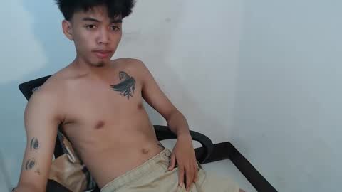 Snapshot of hot_kianxx chatting on September 15, 1:45 pm hot_kianxx online show from September 15, 1:45 pm