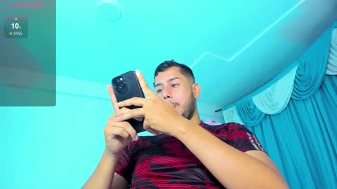 Alejandro online show from November 11, 8:00 pm