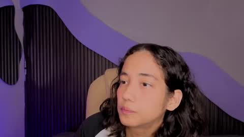 Alana online show from May 5, 11:43 pm