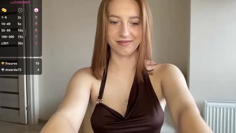 Snapshot of hot_lliinns chatting on September 17, 7:34 am Lina online show from September 17, 7:34 am