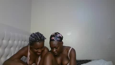 Hot petite online show from November 11, 1:19 am